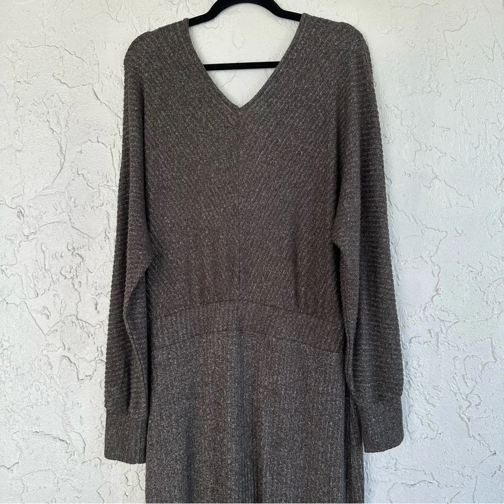 ANTHROPOLOGIE Daily Practice Dress Size Large Barre Midi Ribbed Long Sleeve - Picture 8 of 11
